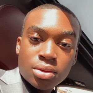 Meet your Posher, Elijah